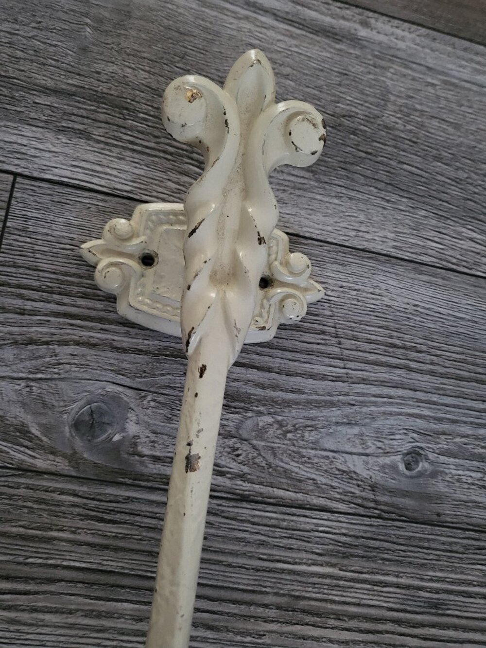 Vintage Amerock Bonaventure Gold Ivory Fleur De Lis Towel Bar & Ring Set 1960s - Picture 7 of 15